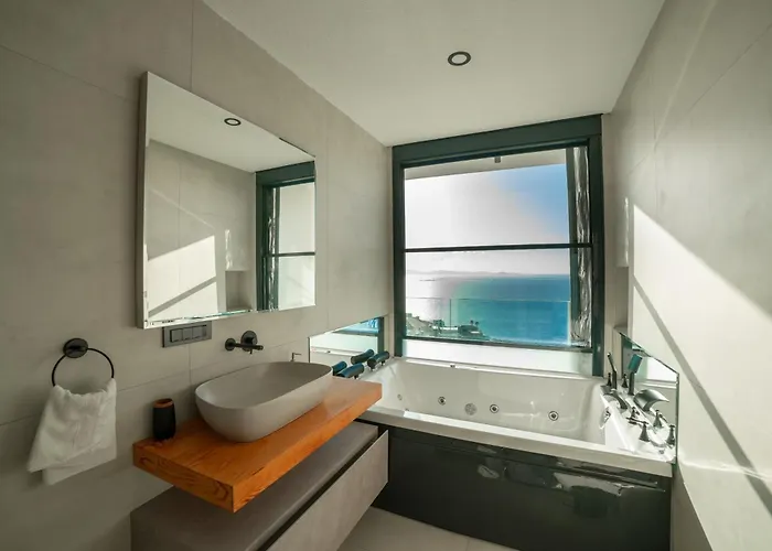 Atlantic Private Pool